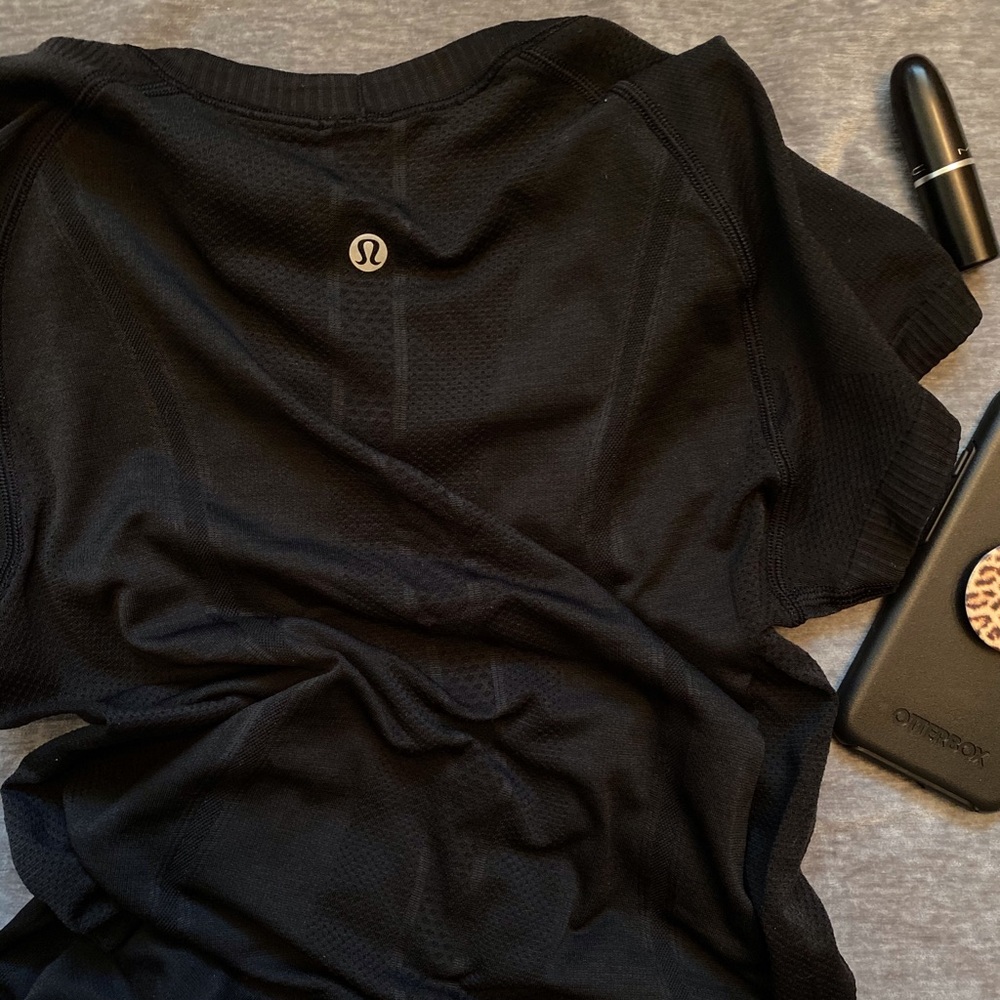 Lululemon Swiftly Tech Short Sleeve Crew 1.0